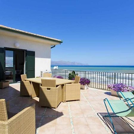 Dune Home Alloggi Sul Mare Алкамо Марина Екстериор снимка