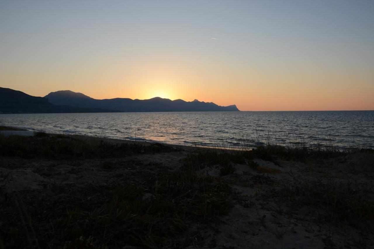 Dune Home Alloggi Sul Mare Алкамо Марина Екстериор снимка