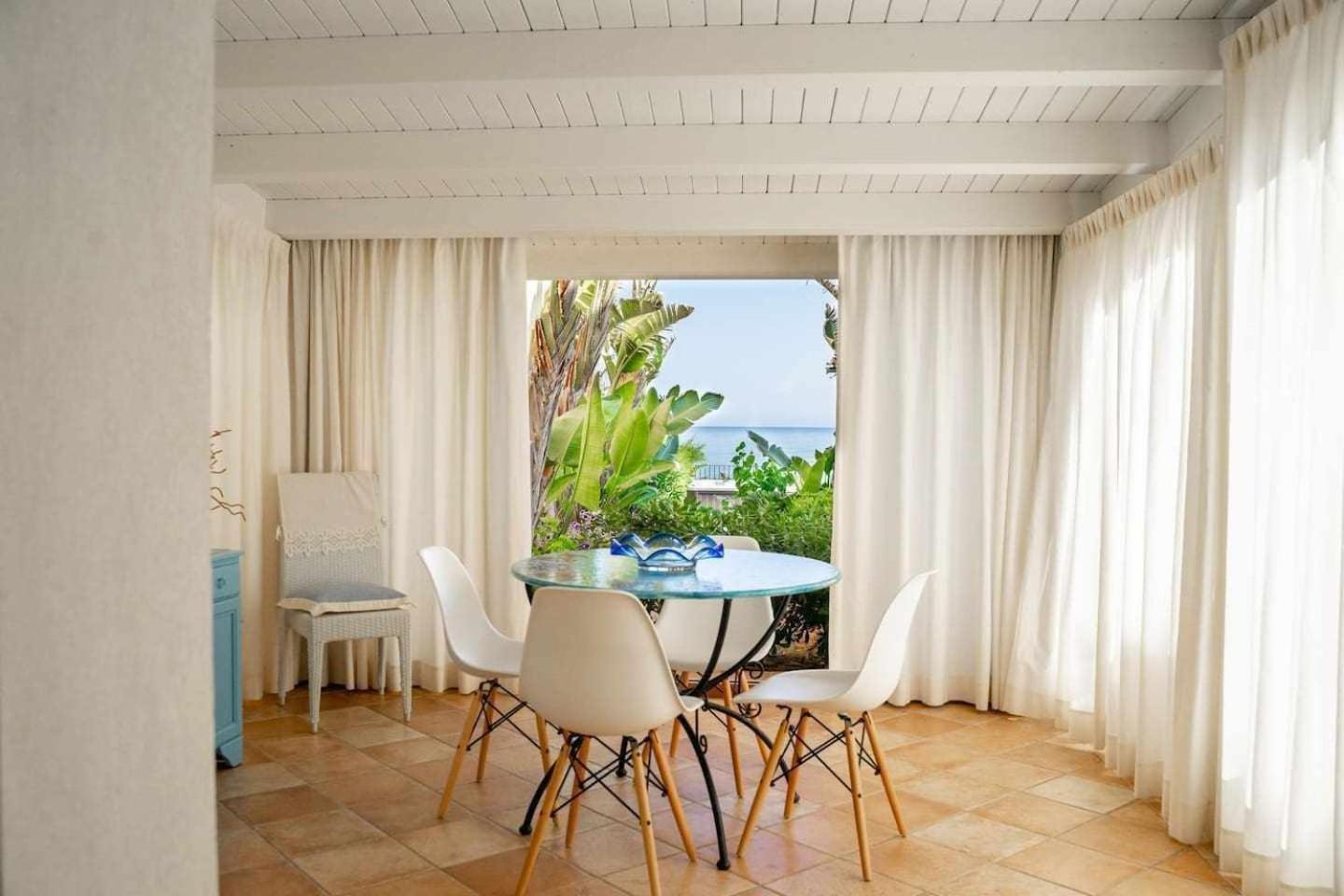 Dune Home Alloggi Sul Mare Алкамо Марина Стая снимка